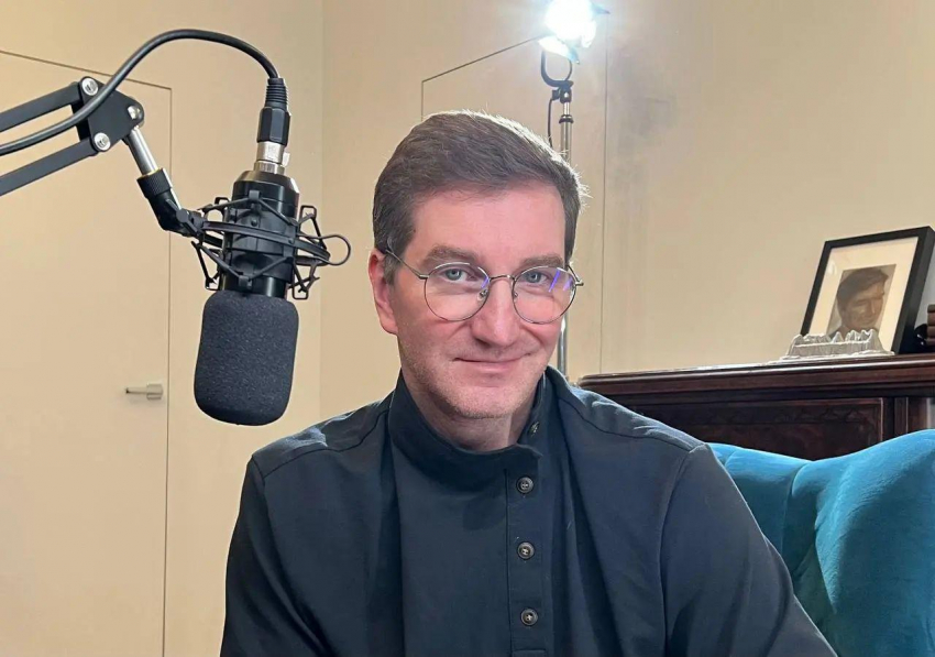 Красовский раскритиковал юмор Урганта: «Печально, скучно, однообразно»