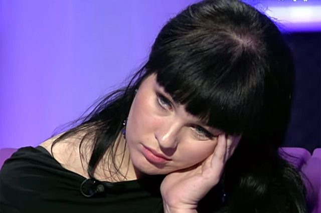 Александра Стриженова опасается, что ее шестерых родных детей заберут в приют