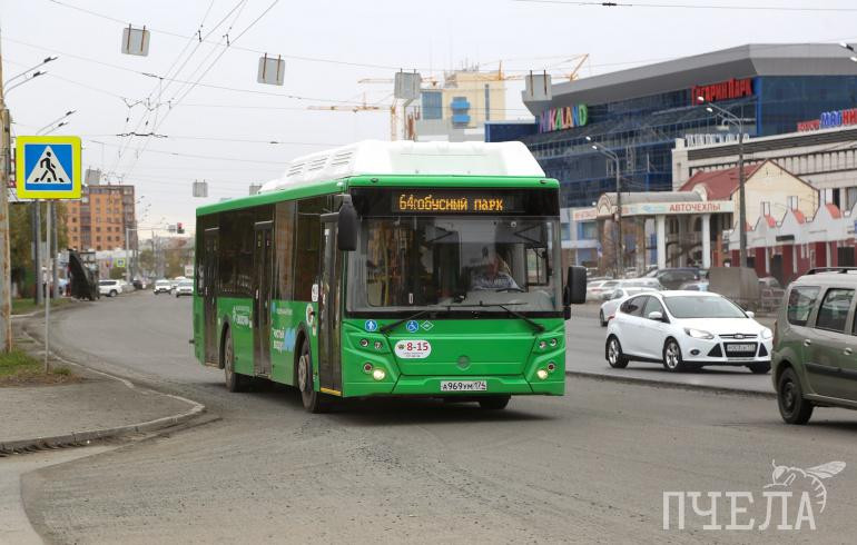 В Челябинске задержали дебошира, который напал на пассажирок автобуса № 64