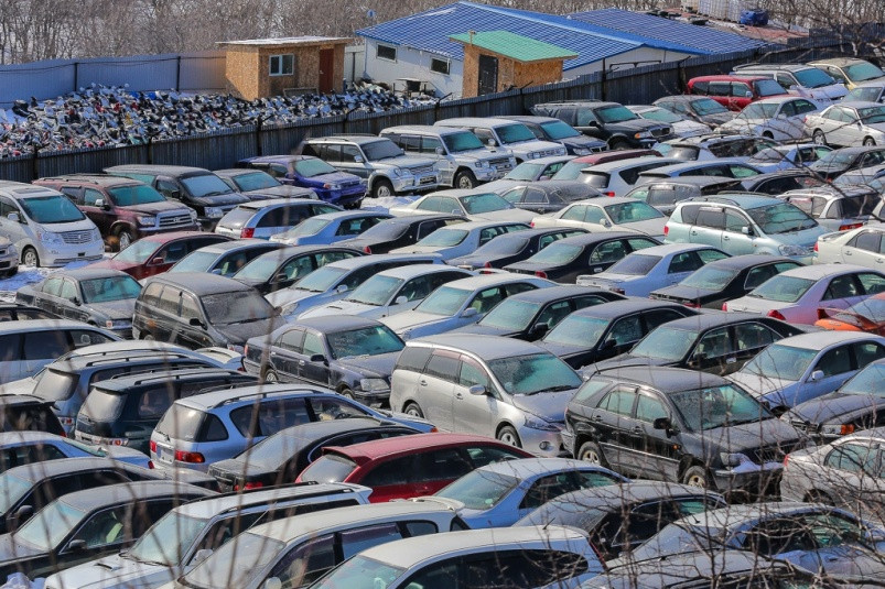 Япония готова запретить экспорт в Россию автомобилей с правым рулем