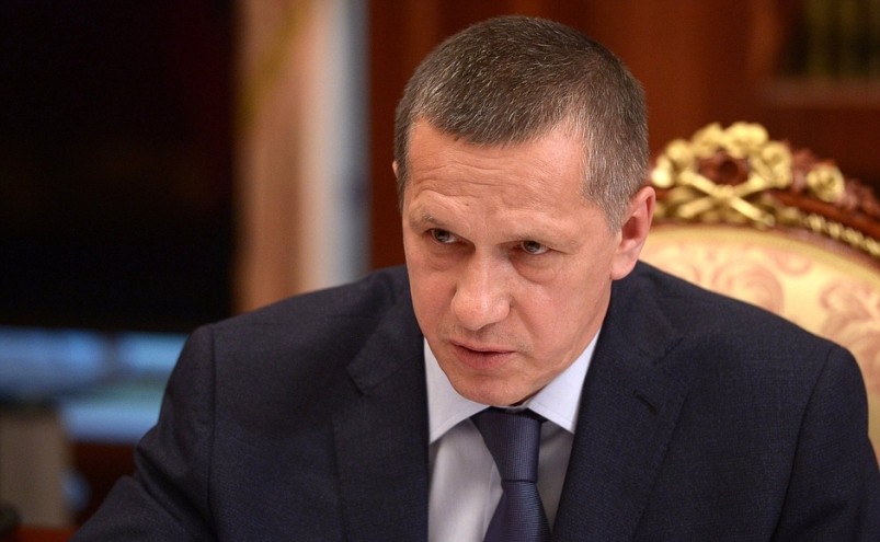 Трутнев поручил создать в дальневосточных вузах патриотические объединения студентов