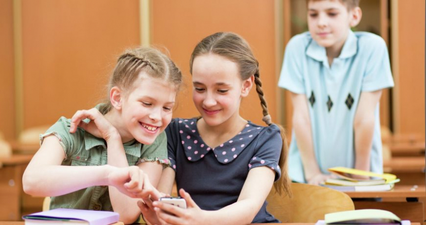 Денежное поощрение за хорошие оценки: «за» и «против» от российских экспертов