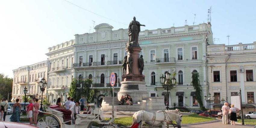 10 самых крупных городов Украины. И кто же их основал?