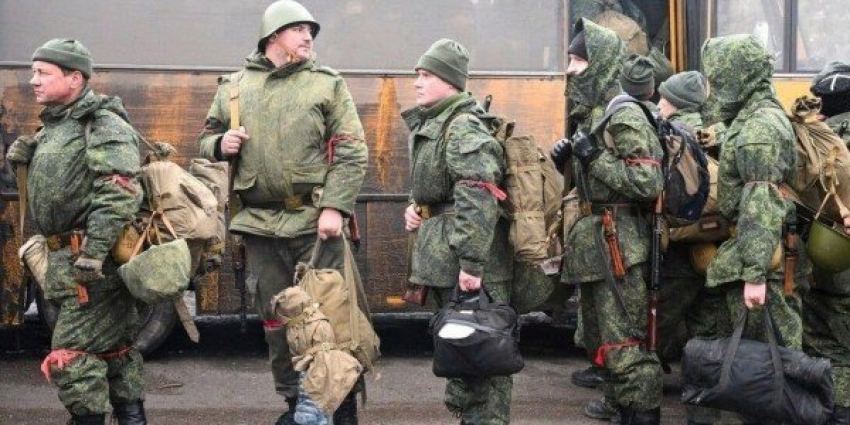 Мобилизации в России в 2023 году: госслужащих призовут на СВО? Кому положена отсрочка от армии? Новые фейки и разговоры о полной мобилизации от Путина