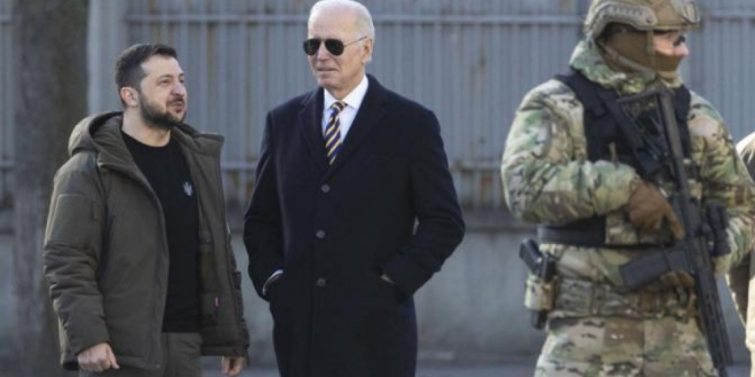 Байден приказал Зеленскому взять Приазовье и попросил Путина не убивать его «Кинжалом»