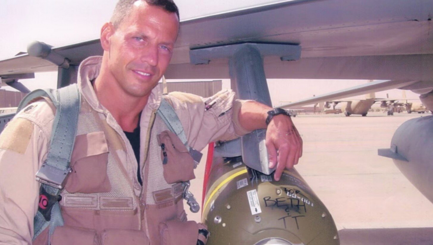 Американский пилот назвал преимущества и недостатки F-16