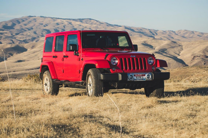 В России решили отозвать Jeep Wrangler из-за рисков пробить бензобак