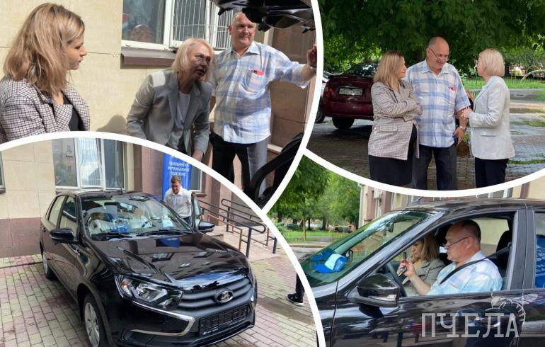 Многодетной семье из Челябинска подарили новый автомобиль