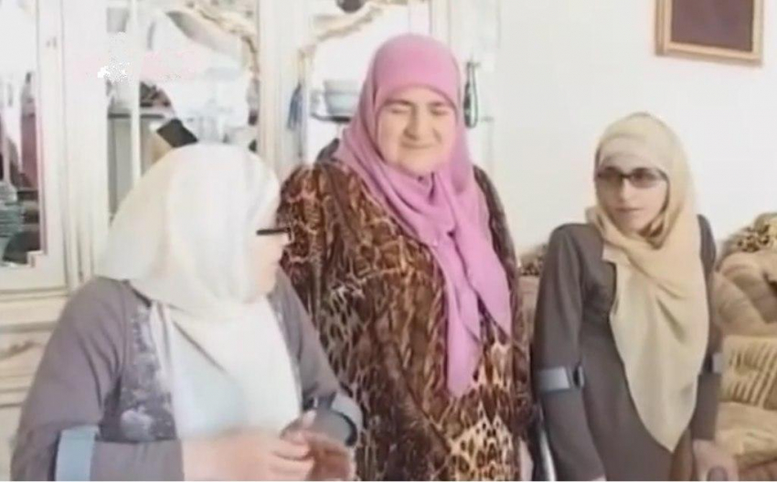 Мать сиамских близнецов Зиты и Гиты рассказала о смерти мужа