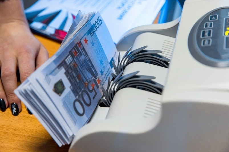 Девальвация рубля не несет долгосрочных рисков для макроэкономической стабильности в стране