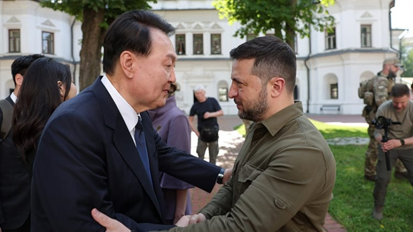 В Южной Корее жестко раскритиковали визит президента Юн Сок Ёля на Украину