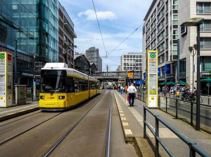 Эксперт Краснов рассказал о странной привычке водителей, которая многих раздражает