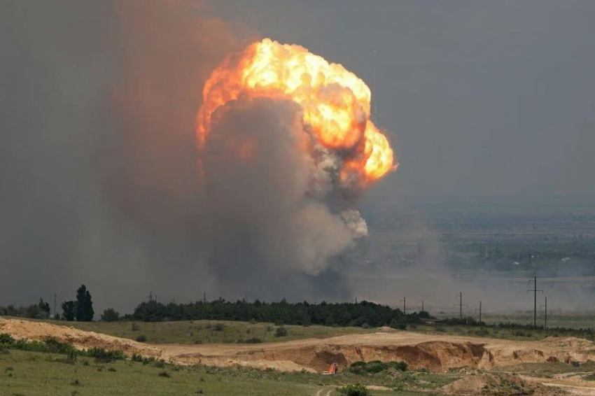 Аксенов: В результате атаки беспилотника произошла детонация склада боеприпасов в Красногвардейском районе