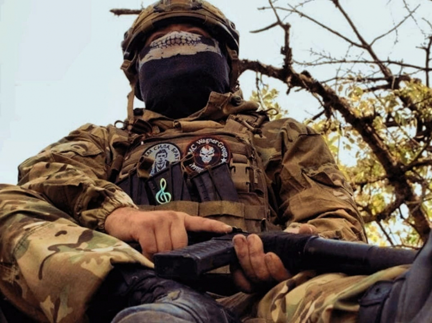 Последние новости ЧВК Вагнера сегодня: «Разрастись до 100 тысяч — легко» ействующий командир ЧВК рассказал о марше на Москву, «наездах» на Пригожина и конфликте с Минобороны