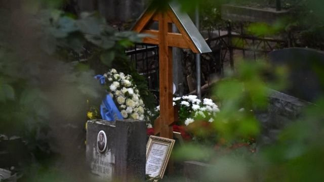 МК: в Санкт-Петербурге устроили запутанный спектакль с похоронами Евгения Пригожина