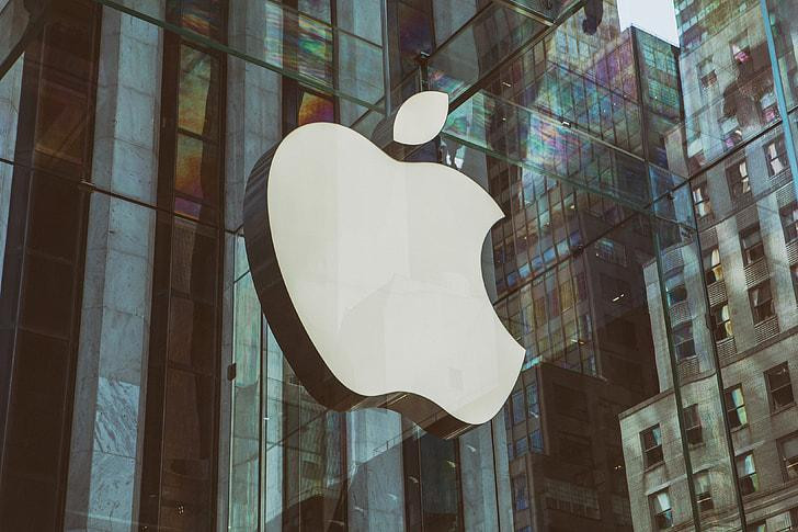 MacRumors: Apple откажется от кожаных чехлов и силиконовых аксессуаров