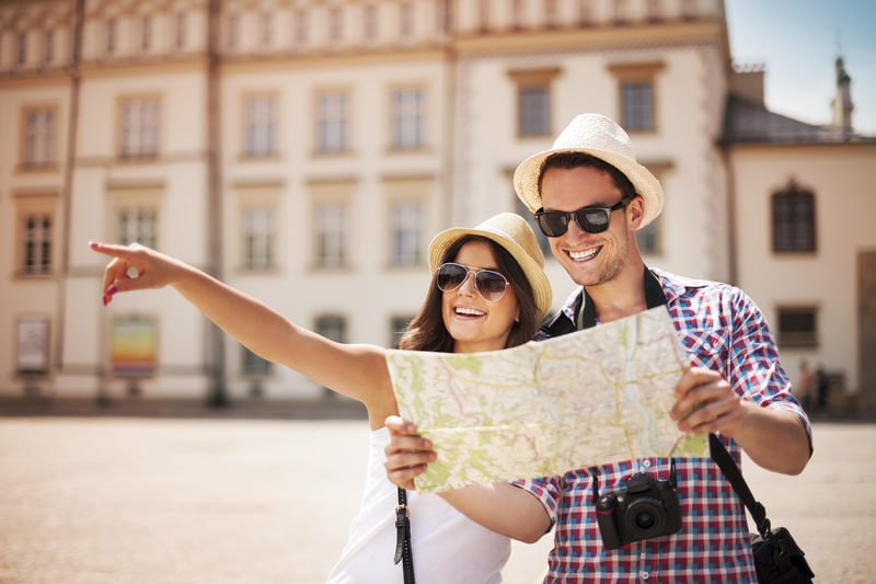 OneTwoTrip: Россияне в октябре планируют отдыхать в Москве и Петербурге