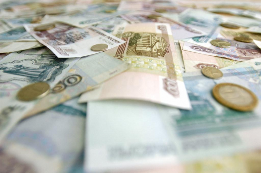 Центробанк РФ: Реальный эффективный курс рубля снизился почти на 30% в январе-августе