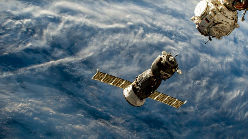 «Союз МС-23» с российскими космонавтами вернулся на Землю