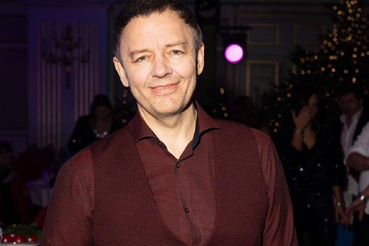 нетиевский в квн. уральские пельмени кто ушел из коллектива. сергей нетиевский из уральских пельменей. нетиевский сергей уральские. шоу уральские пельмени сергей нетиевский.