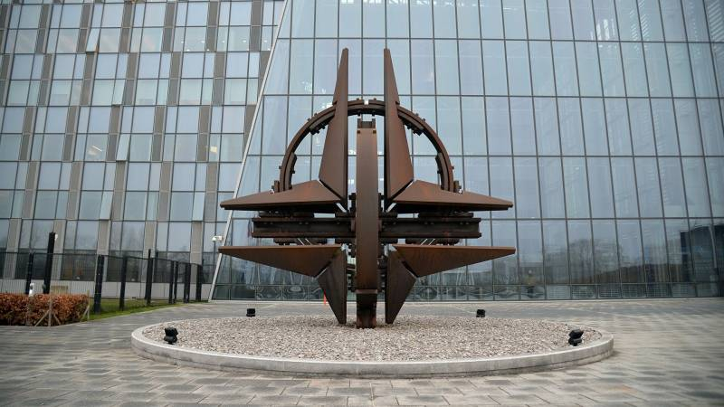 Стратегия НАТО в Украине: аналитики говорят о тупике