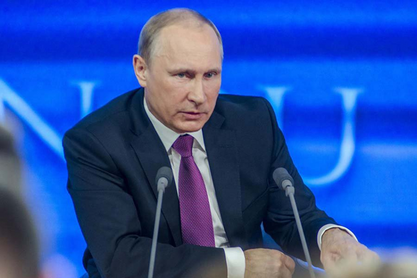 Президент Путин выступил с обращением к гражданам в связи с терактом в "Крокус Сити холле"