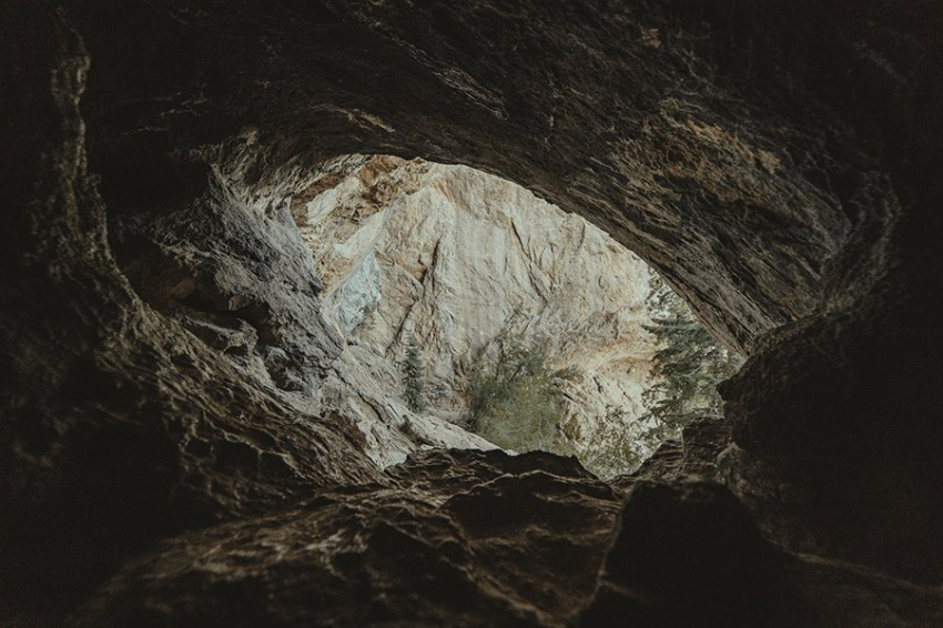 Удивительные признаки приспособляемости неандертальцев обнаружены в пещере