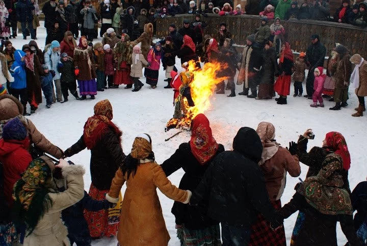 Традиции Масленицы, какого числа праздновать ее в 2025 году