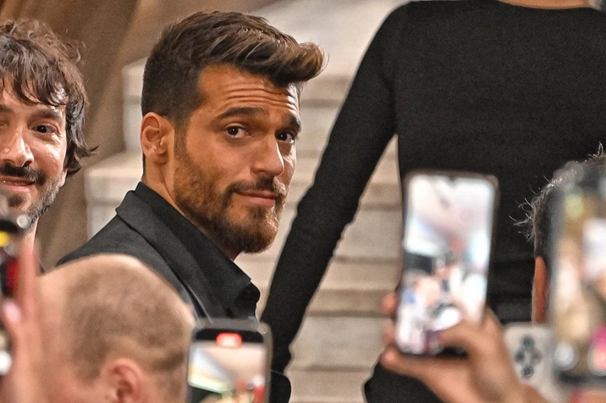 Турок Джан Яман сверкал глазами, стрелял по врагам и очаровывал женщин