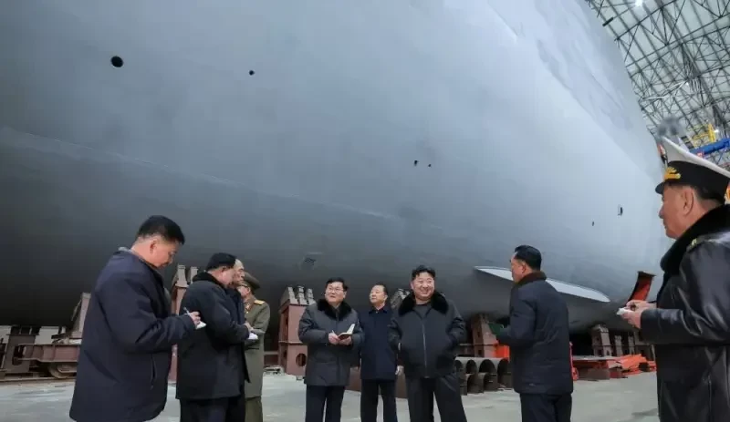 Строительство КНДР новой АПЛ с ЯО привело к дискуссии о необходимости наличия собственного ядерного оружия в Южной Корее