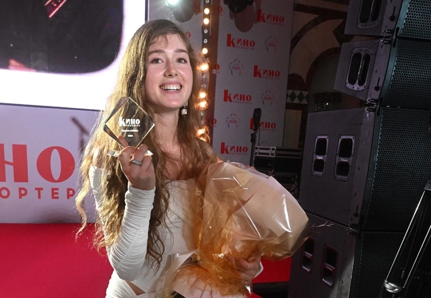 Алена Долголенко и Владислав Миллер получили по хрустальному «Авансу»