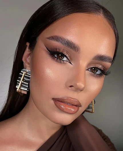 Как выглядит латте-макияж, и как повторить этот мейкап-тренд самостоятельно