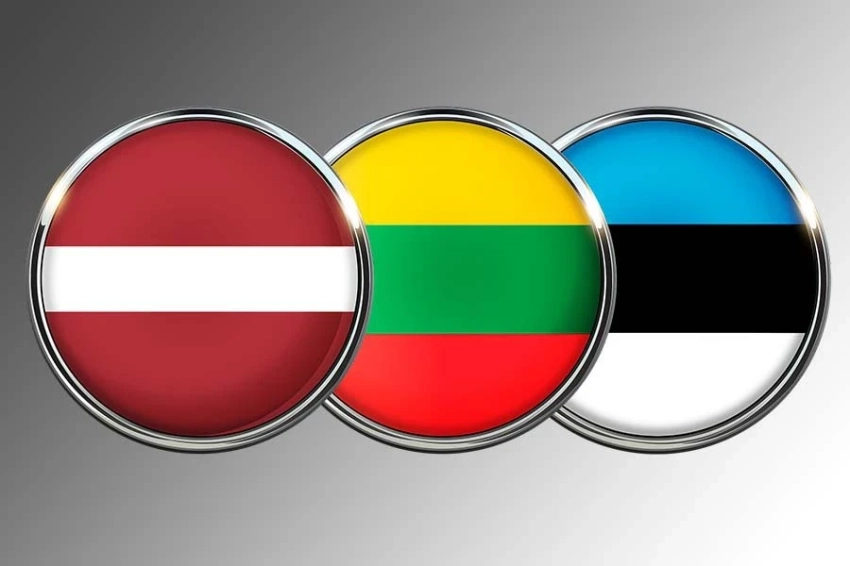 Долг Европы перед Россией Прибалтика старательно стремится оплатить собой