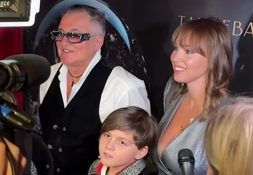 Дмитрий и Полина Дибровы вместе вышли в свет после развода и прокомментировали слух о своём воссоединении