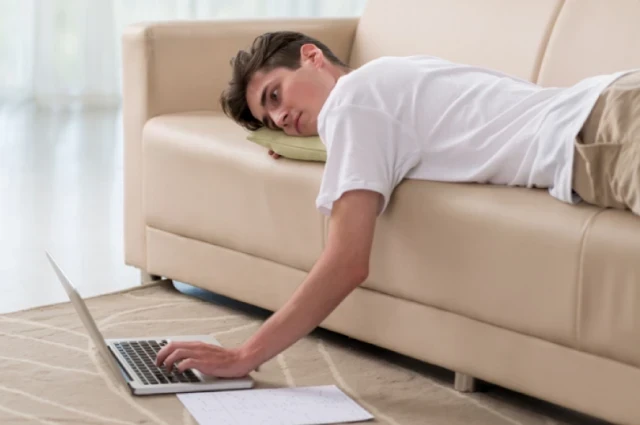 Работа мечты как ловушка: кому из знаков зодиака она грозит эмоциональным истощением