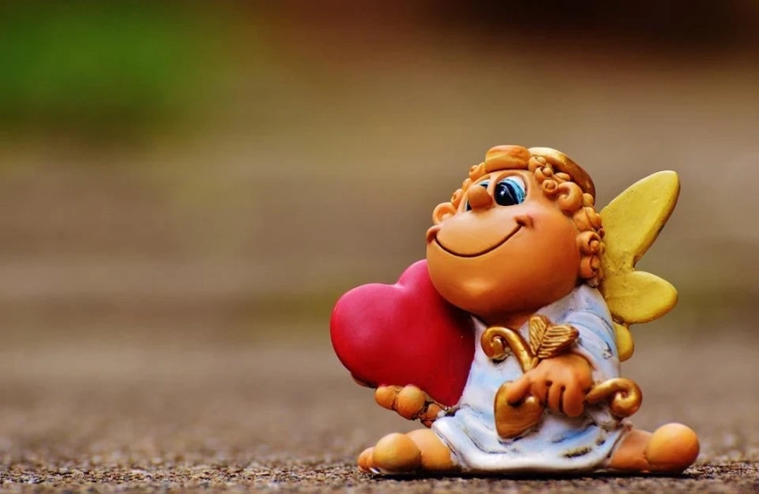 Кто принимает поздравления с Днем ангела 5 февраля 2026 года