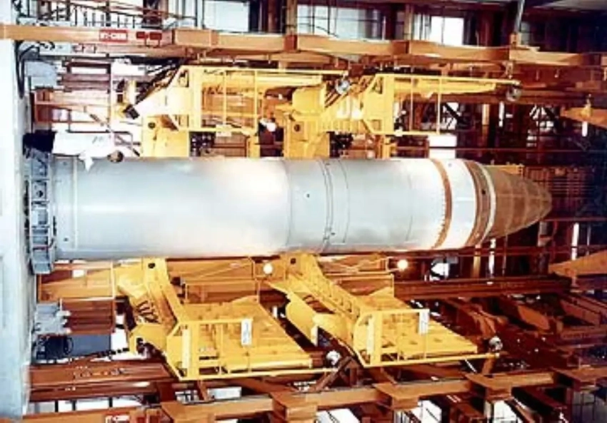 СВР: Британия и Франция готовятся предоставить Украине ядерные вооружения