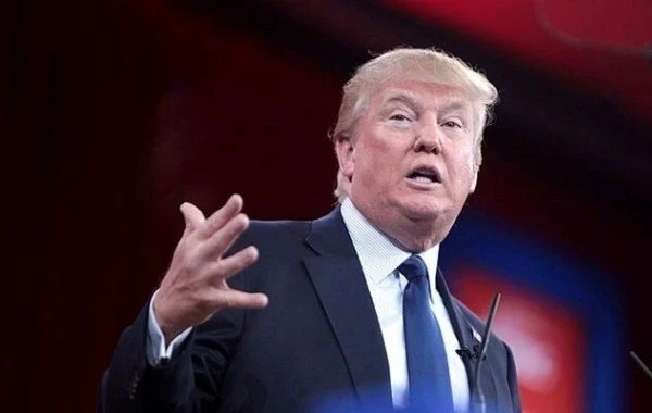 Трамп: США снимут часть санкций против нефтяной отрасли других стран