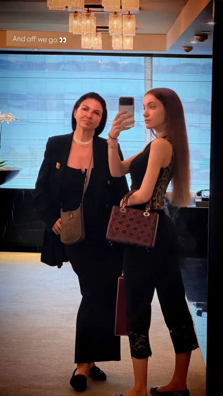 В сети появилось редкое фото мачехи Тимати Ирины Андреевой