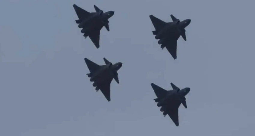 Имя конструктора J-20 странным образом исчезло с профильного сайта в Китае