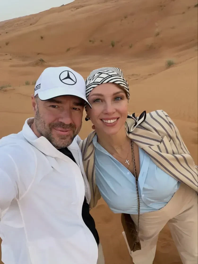 "Я вышла замуж 20 лет назад и забеременела 8 раз". Елена Товстик обратилась к бывшему мужу в годовщину свадьбы