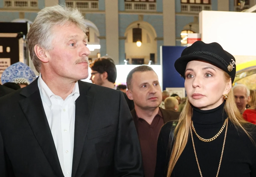 Редкий выход: Дмитрий Песков и Татьяна Навка посетили ярмарку современного искусства