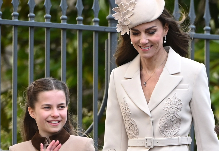 Кейт Миддлтон и принц Уильям с тремя детьми посетили пасхальную службу